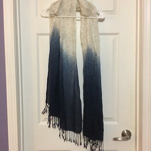3/$15 Elegant light ombré off-white and blue scarf